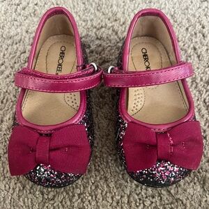 Cherokee Sparkly Maroon Bow Toddler Girl Dress Shoes Size 5